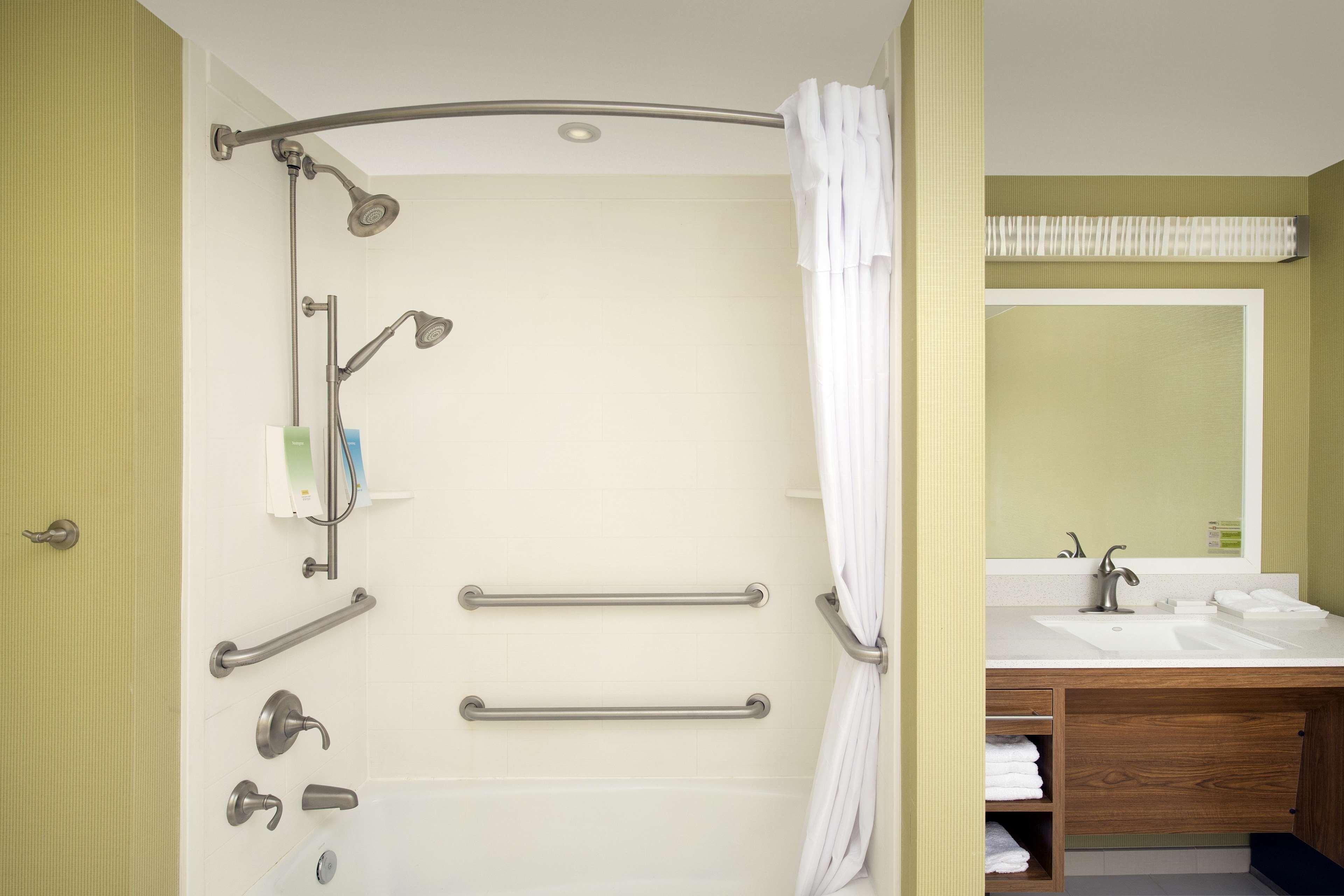 Comfort Inn & Suites Baltimore Bagian luar foto
