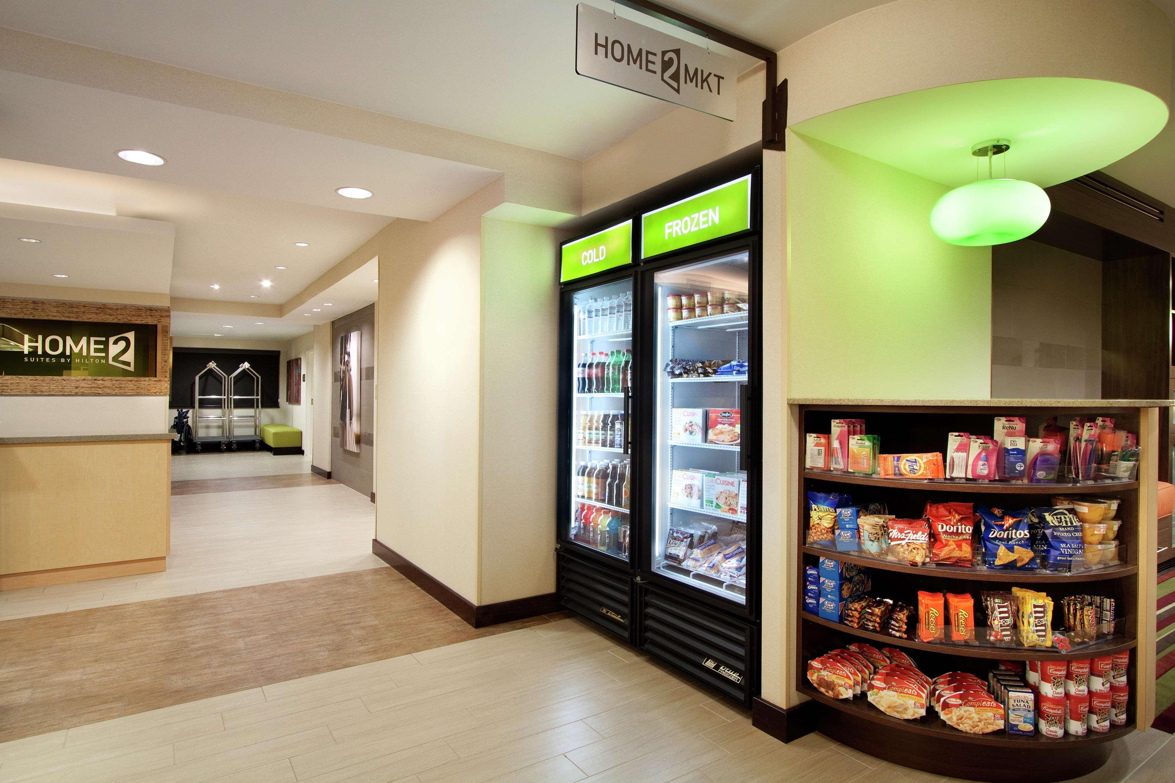 Comfort Inn & Suites Baltimore Bagian luar foto
