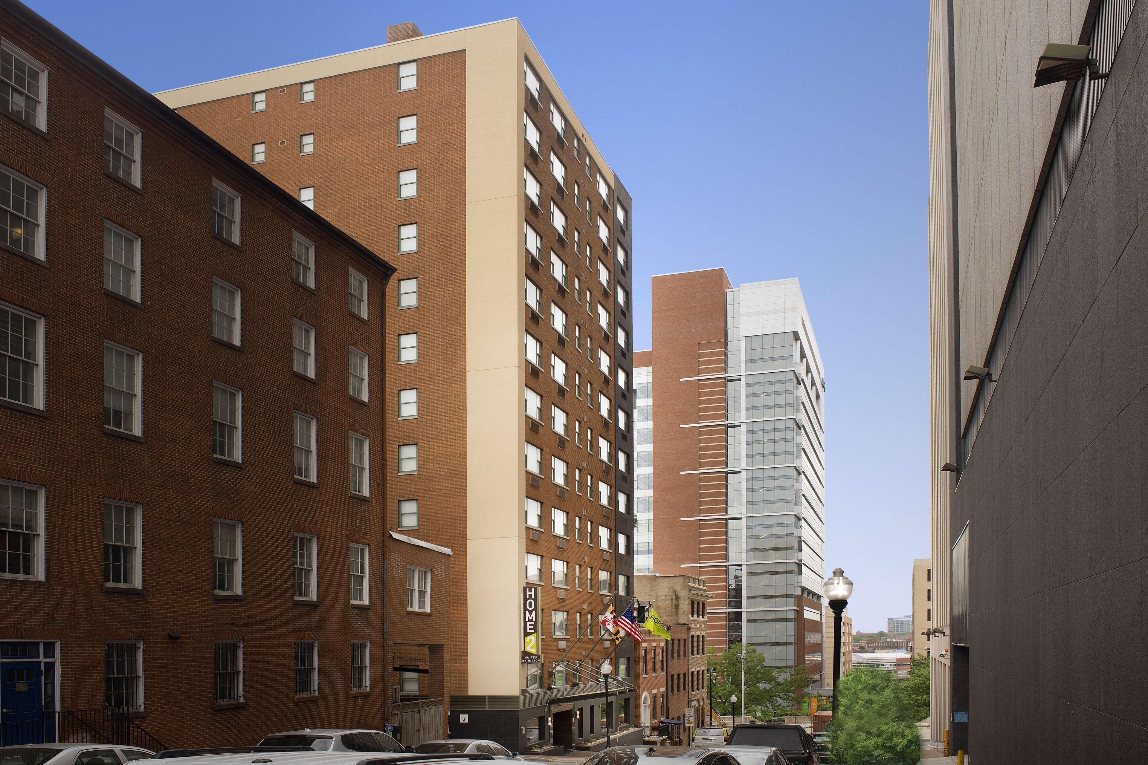 Comfort Inn & Suites Baltimore Bagian luar foto