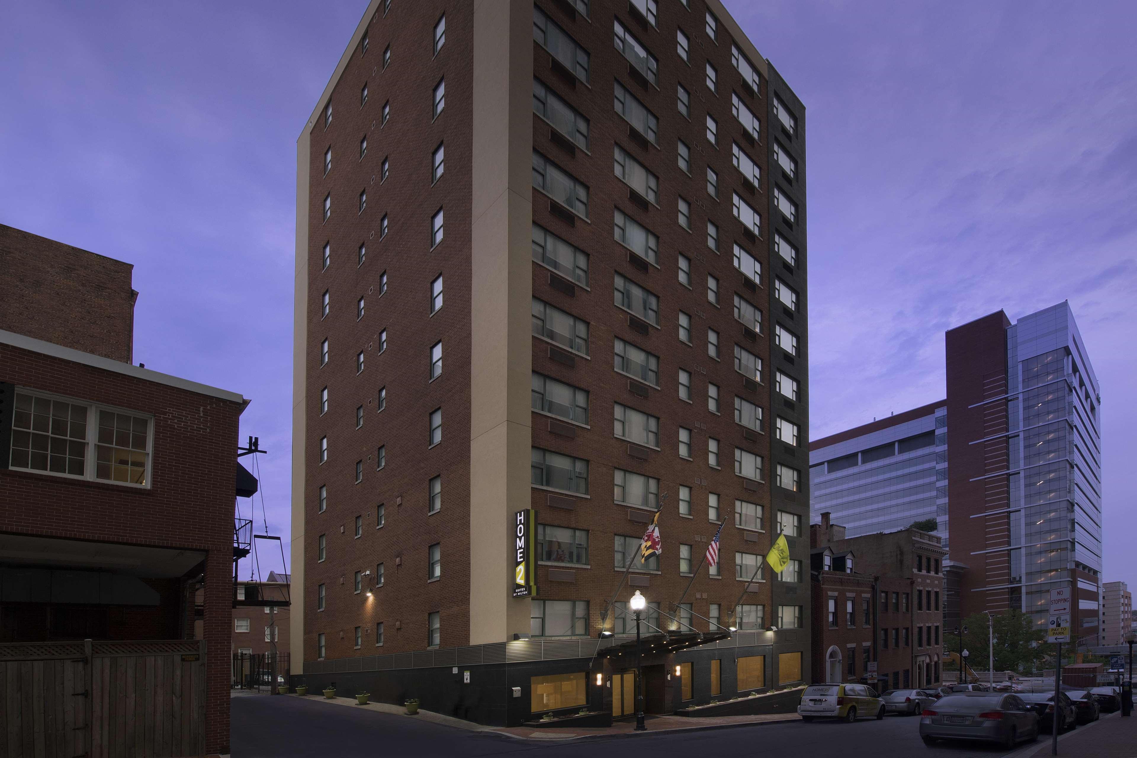 Comfort Inn & Suites Baltimore Bagian luar foto